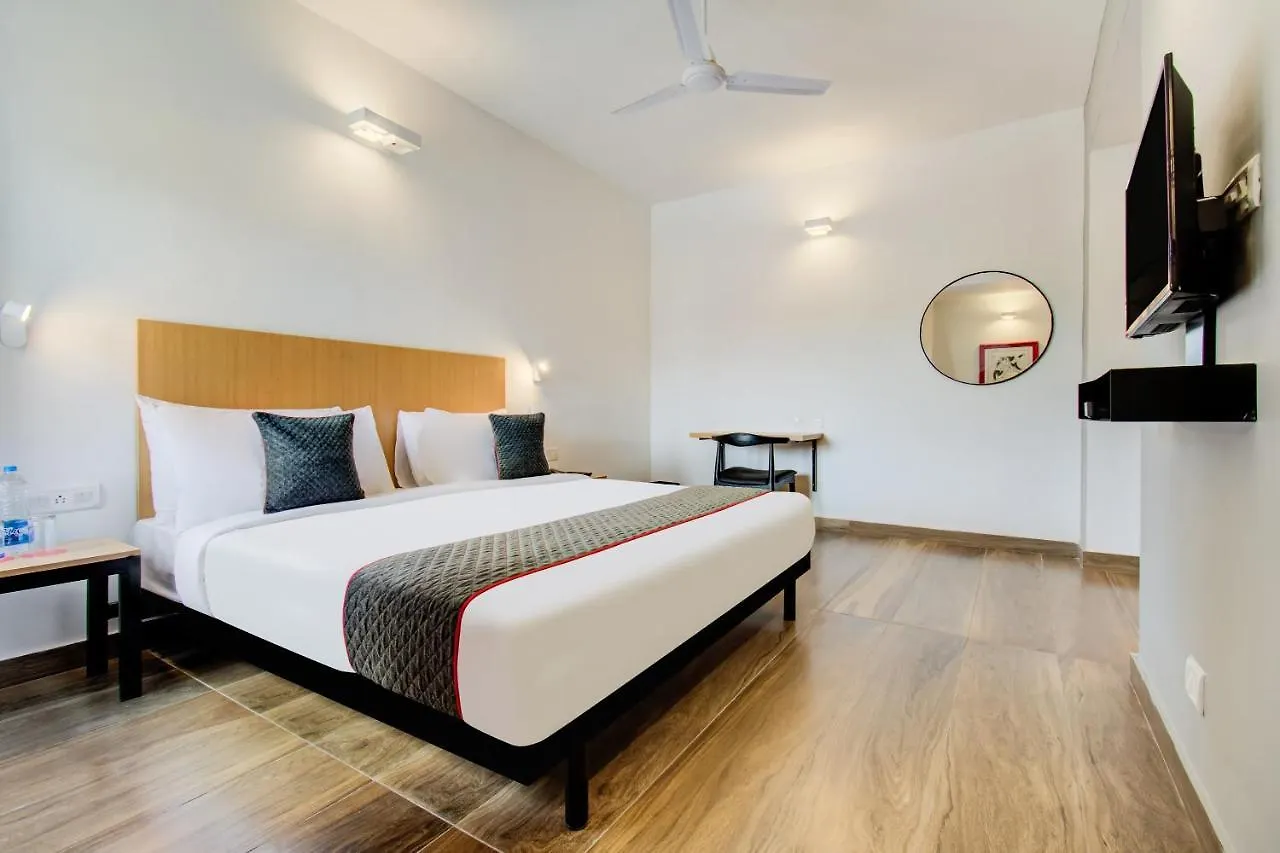 Oyo Townhouse 061 Gcda Kakkanad Signal Hotell Kochi
